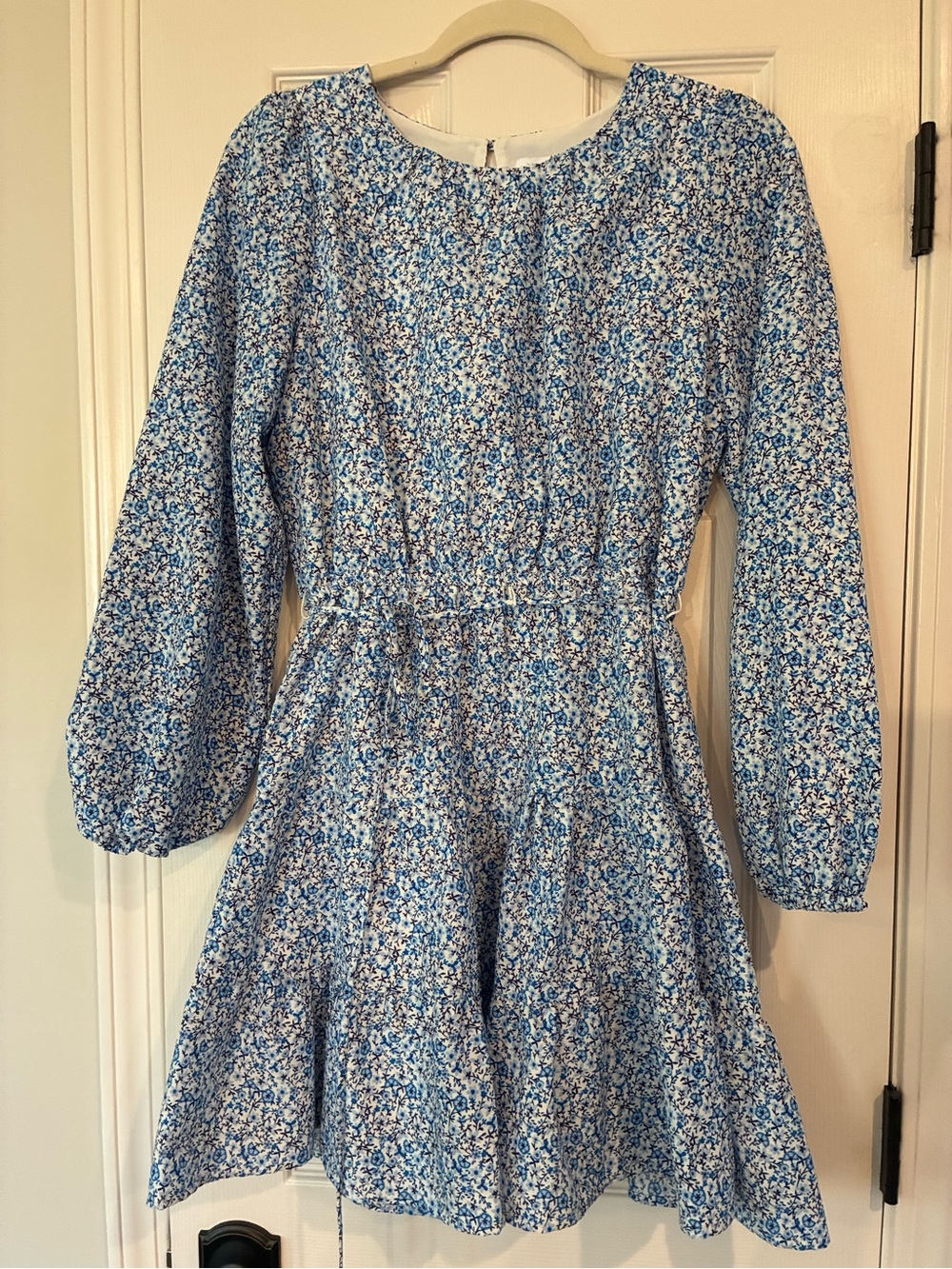 NWOT Draper James Blue Floral Sleeve Mini Dress